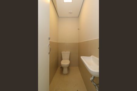 Casa para alugar com 400m², 4 quartos e sem vagaLavabo