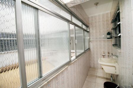 Apartamento para alugar com 110m², 2 quartos e 1 vagaÁrea de Serviço