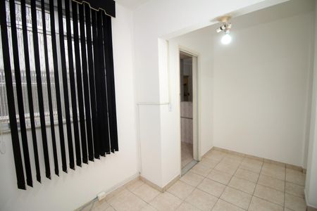 Apartamento para alugar com 110m², 2 quartos e 1 vagaQuarto de Serviço