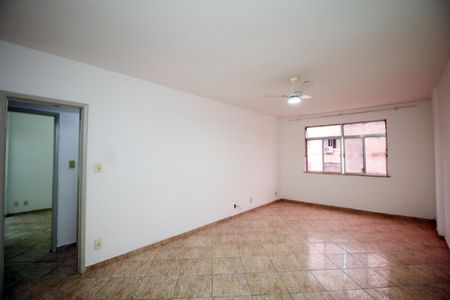 Sala  de apartamento para alugar com 2 quartos, 110m² em Vila da Penha, Rio de Janeiro