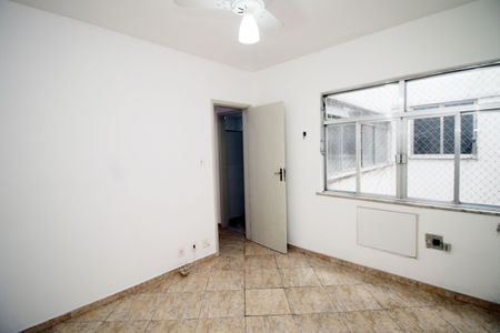 Quarto 1 de apartamento para alugar com 2 quartos, 110m² em Vila da Penha, Rio de Janeiro