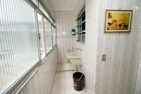 Apartamento para alugar com 110m², 2 quartos e 1 vagaÁrea de Serviço