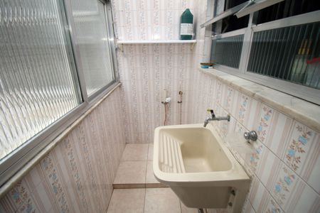 Apartamento para alugar com 110m², 2 quartos e 1 vagaÁrea de Serviço