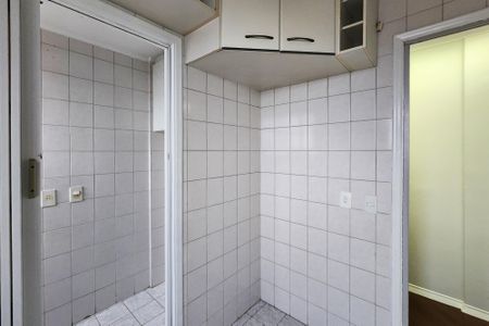 Apartamento à venda com 62m², 2 quartos e 1 vagaCozinha 