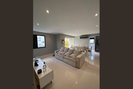 Apartamento à venda com 2 quartos, 95m² em Vila Olímpia, São Paulo