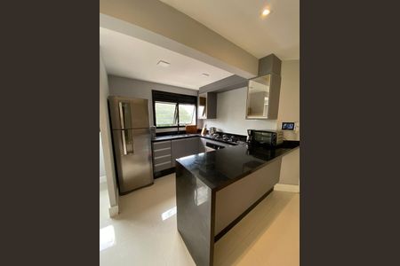 Apartamento à venda com 2 quartos, 95m² em Vila Olímpia, São Paulo