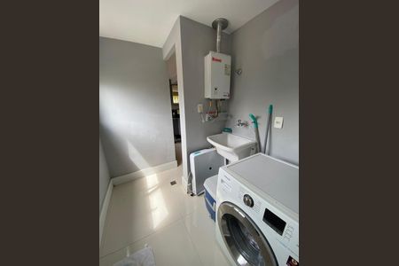 Apartamento à venda com 2 quartos, 95m² em Vila Olímpia, São Paulo