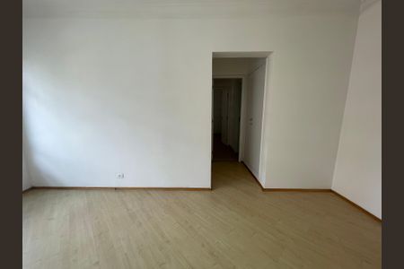 Sala de apartamento para alugar com 3 quartos, 72m² em Butantã, São Paulo