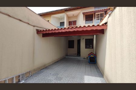 Casa para alugar com 75m², 2 quartos e 2 vagas Casa para alugar com 75m², 2 quartos e 2 vagasGaragem