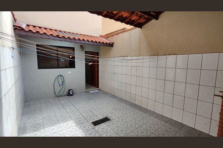 Casa para alugar com 75m², 2 quartos e 2 vagas Casa para alugar com 75m², 2 quartos e 2 vagasÁrea de Serviço