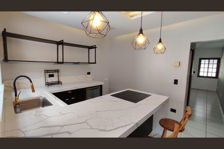 Casa para alugar com 75m², 2 quartos e 2 vagas Casa para alugar com 75m², 2 quartos e 2 vagasCozinha