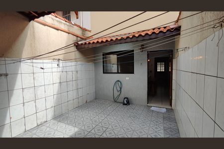 Casa para alugar com 75m², 2 quartos e 2 vagas Casa para alugar com 75m², 2 quartos e 2 vagasÁrea de Serviço