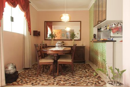 Sala de casa de condomínio para alugar com 3 quartos, 100m² em Macuco, Santos