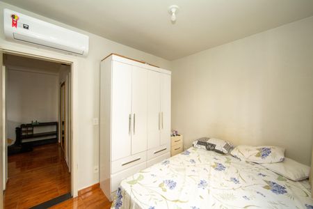 QUARTO2 de apartamento para alugar com 2 quartos, 47m² em Camargos, Belo Horizonte