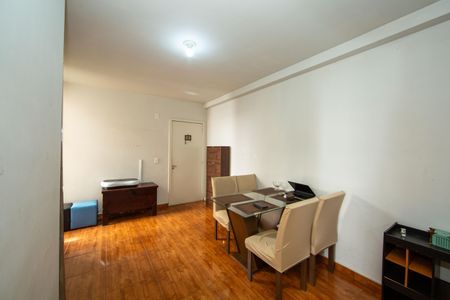 SALA de apartamento para alugar com 2 quartos, 47m² em Camargos, Belo Horizonte