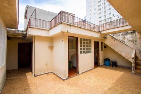 Casa à venda com 135m², 2 quartos e 3 vagasQuintal