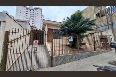 Casa à venda com 135m², 2 quartos e 3 vagasFachada