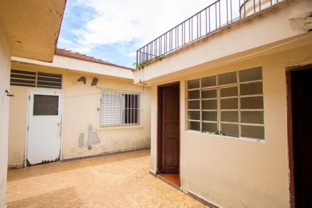 Casa à venda com 135m², 2 quartos e 3 vagasQuintal