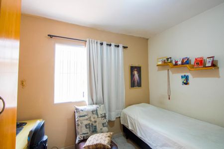 Casa à venda com 135m², 2 quartos e 3 vagasQuarto 2