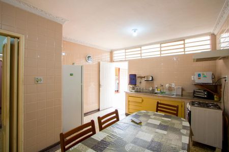 Casa à venda com 135m², 2 quartos e 3 vagasCozinha