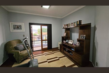 Casa à venda com 339m², 5 quartos e 2 vagasSala piso superior