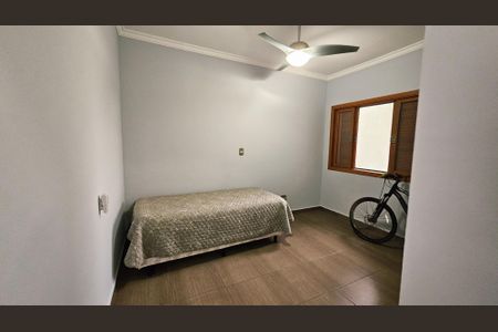 Casa à venda com 339m², 5 quartos e 2 vagasQuarto 3