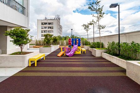 Apartamento para alugar com 74m², 2 quartos e 2 vagas Apartamento para alugar com 74m², 2 quartos e 2 vagasÁrea comum - Playground
