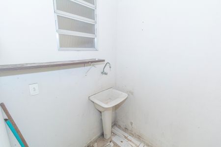 Casa para alugar com 100m², 2 quartos e sem vaga Casa para alugar com 100m², 2 quartos e sem vagaCozinha e Área de Serviço