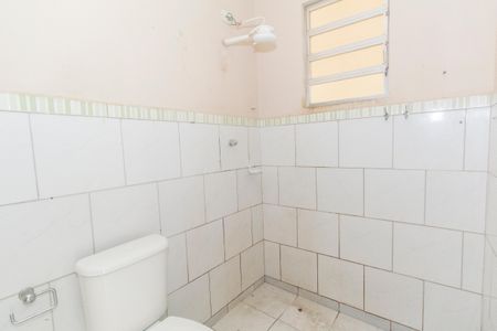 Casa para alugar com 100m², 2 quartos e sem vaga Casa para alugar com 100m², 2 quartos e sem vagaBanheiro