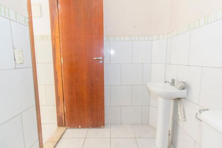 Casa para alugar com 100m², 2 quartos e sem vaga Casa para alugar com 100m², 2 quartos e sem vagaBanheiro