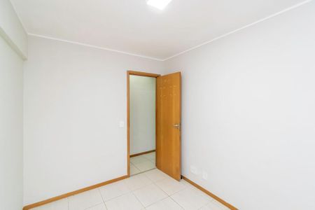 Apartamento à venda com 65m², 3 quartos e 1 vagaQuarto 2
