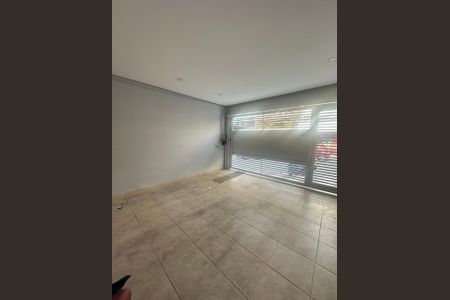 Casa à venda com 250m², 3 quartos e 2 vagasGaragem