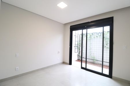 Casa de condomínio para alugar com 200m², 3 quartos e 4 vagasQuarto 1 - Suíte