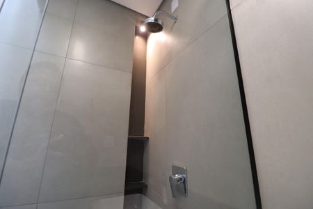 Casa de condomínio para alugar com 200m², 3 quartos e 4 vagasBanheiro do Quarto 2