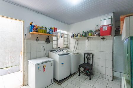 Casa à venda com 150m², 3 quartos e 1 vagaÁrea de serviço 