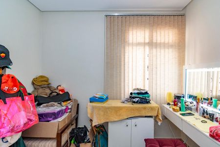 Apartamento à venda com 77m², 3 quartos e 1 vagaQuarto 2
