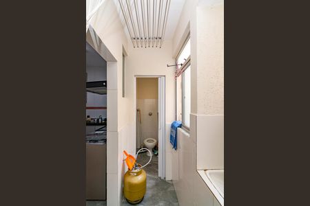 Apartamento à venda com 77m², 3 quartos e 1 vagaÁrea de Serviço