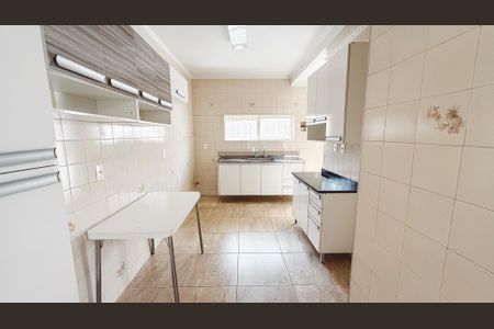 Casa à venda com 153m², 2 quartos e 1 vagaCozinha