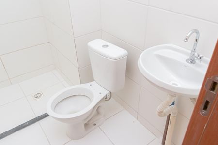 Apartamento para alugar com 45m², 2 quartos e sem vaga Apartamento para alugar com 45m², 2 quartos e sem vagaBanheiro