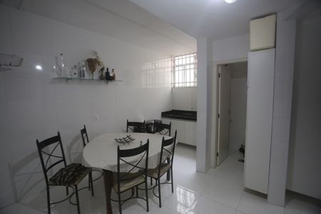 Apartamento à venda com 100m², 3 quartos e 1 vagaArea de serviço