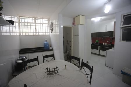 Apartamento à venda com 100m², 3 quartos e 1 vagaArea de serviço