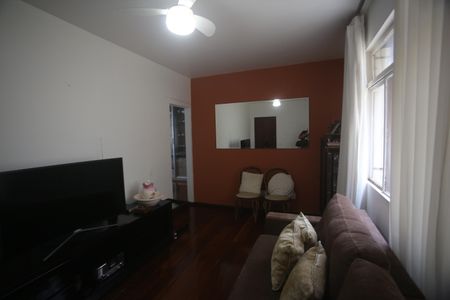 Apartamento à venda com 100m², 3 quartos e 1 vagaSala