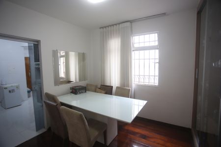 Apartamento à venda com 100m², 3 quartos e 1 vagaSala de jantar