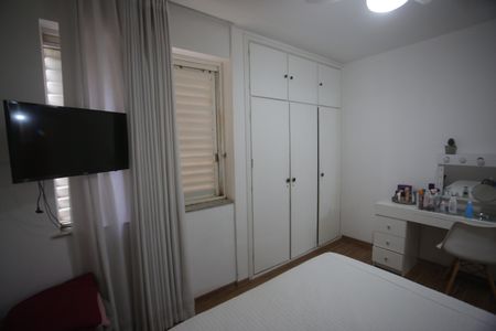 Apartamento à venda com 100m², 3 quartos e 1 vagaQuarto 2