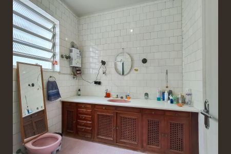 Casa à venda com 258m², 5 quartos e 2 vagasBanheiro Corredor