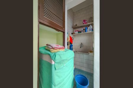 Casa à venda com 258m², 5 quartos e 2 vagasÁrea de Serviço