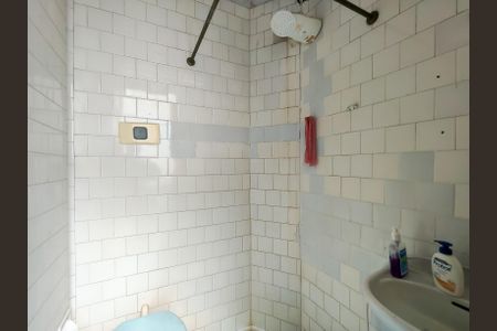 Casa à venda com 258m², 5 quartos e 2 vagasBanheiro de serviço