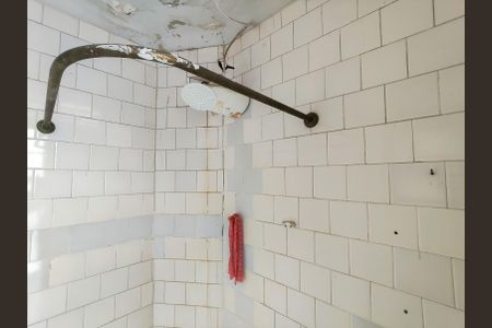 Casa à venda com 258m², 5 quartos e 2 vagasBanheiro de serviço