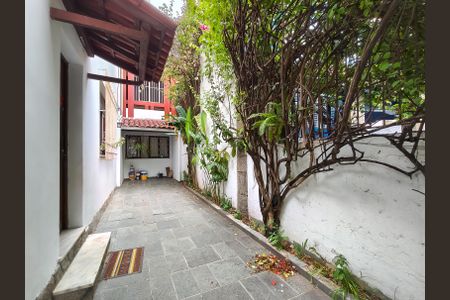 Casa à venda com 258m², 5 quartos e 2 vagasGaragem