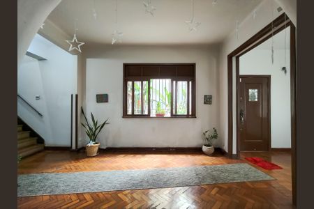 Casa à venda com 258m², 5 quartos e 2 vagasSala